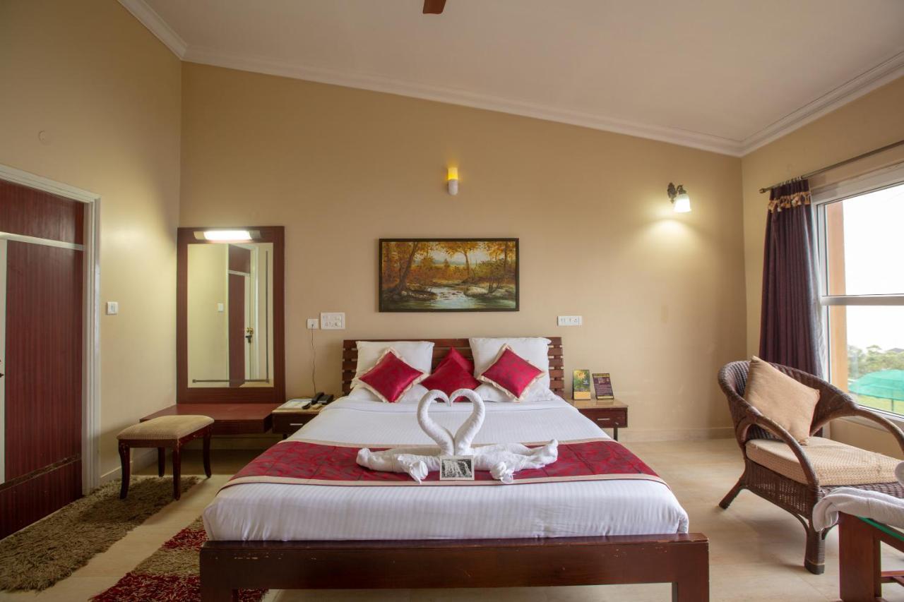 Kstdc Hotel Mayura Valley View Madikeri Exterior foto